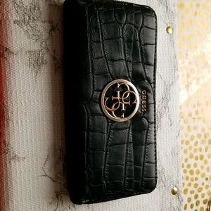 Guess Wallet